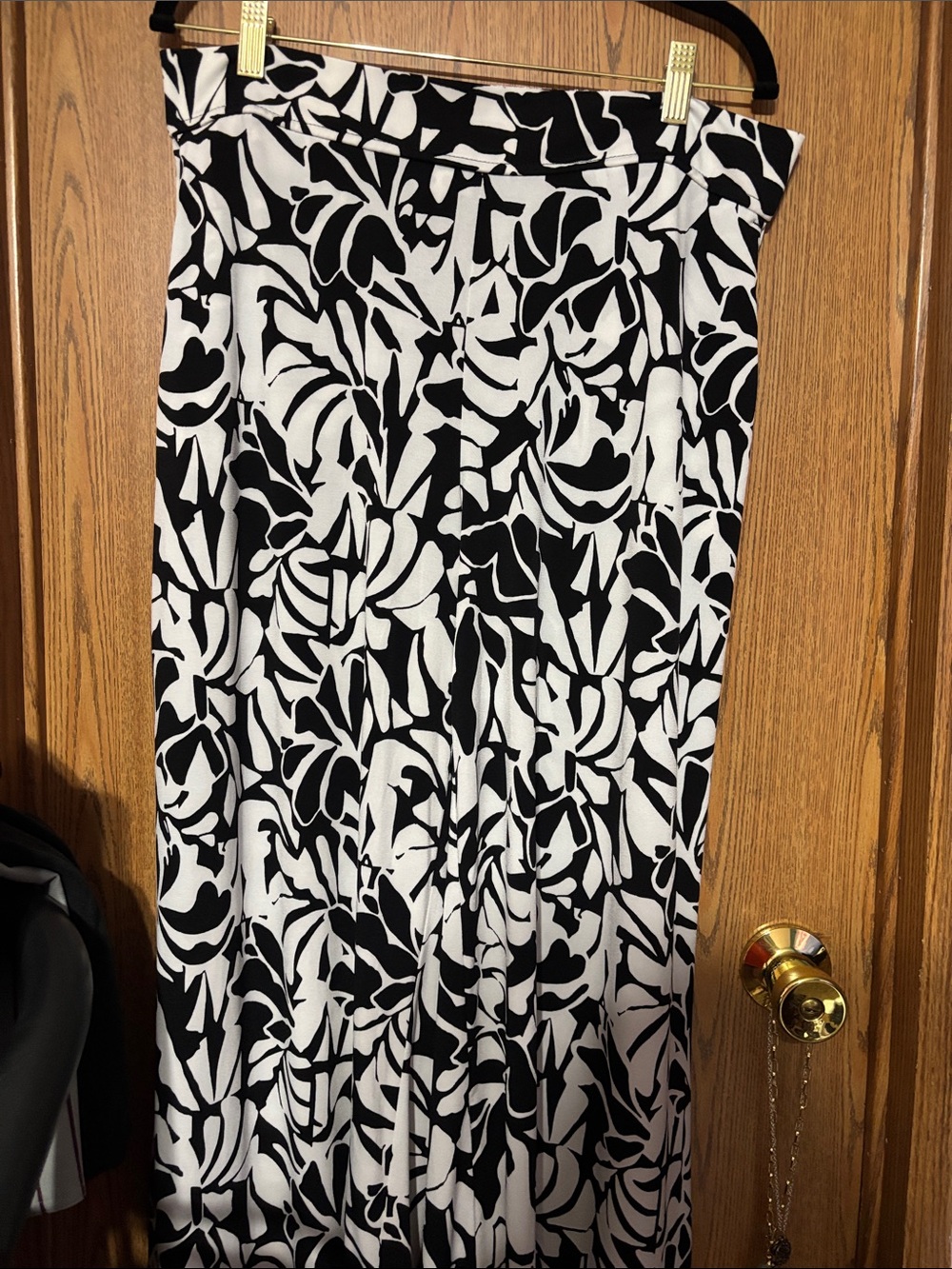 Wide Leg Women's Pants - Black & White Floral Print